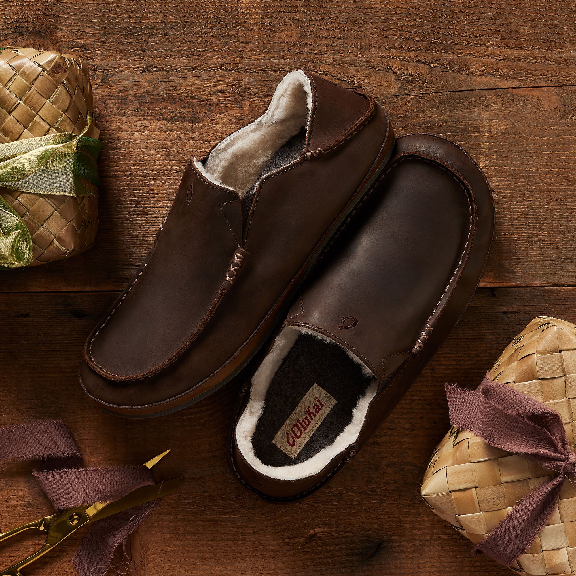 Moloā Slipper - Dark Wood - Image 2