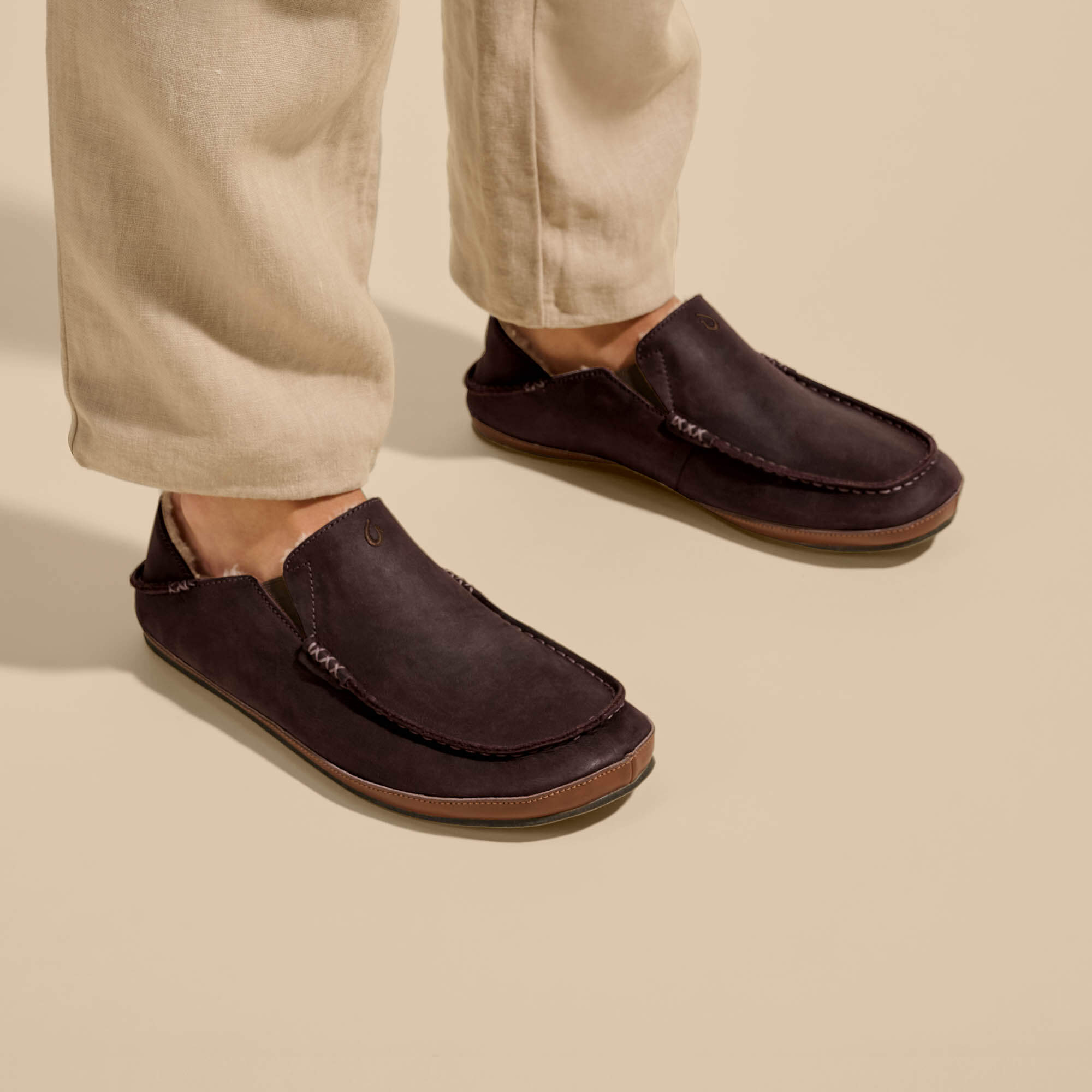 Moloā Slipper - Dark Wood - Image 5